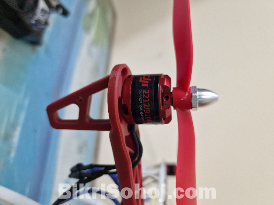 Custom drone ready to fly ( pixhawk flight controller)